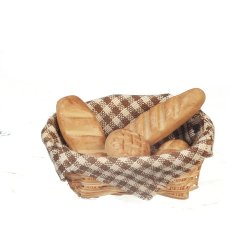 BREAD IN BASKET B0131