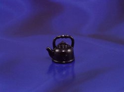 &Im65115: Black Tea Kettle