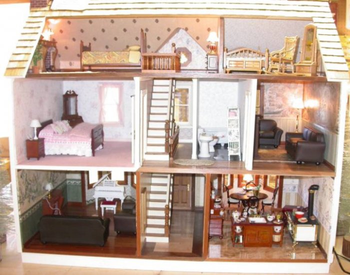 Groveton Milled in Dollhouse Kit - Click Image to Close