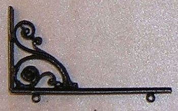 ISL2847 - Colonial Store sign hanger
