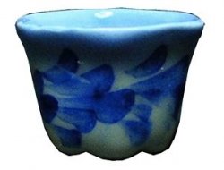 blue and white ceramic pot