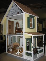 Keene wallhanging dollhouse kit