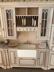White Washed Elegant Kitchen set