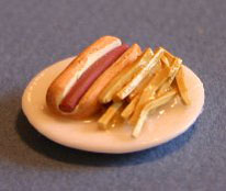 RND66 - Hotdog Plate with Fries